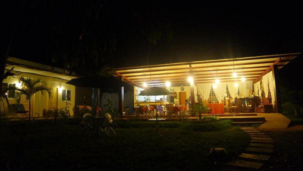 By The Bay, Jacana Bed & Breakfast Puerto Princesa Bagian luar foto