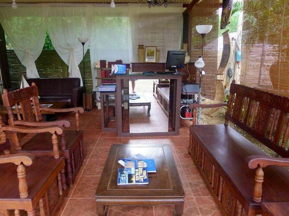 By The Bay, Jacana Bed & Breakfast Puerto Princesa Bagian luar foto