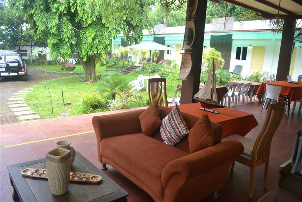 By The Bay, Jacana Bed & Breakfast Puerto Princesa Bagian luar foto