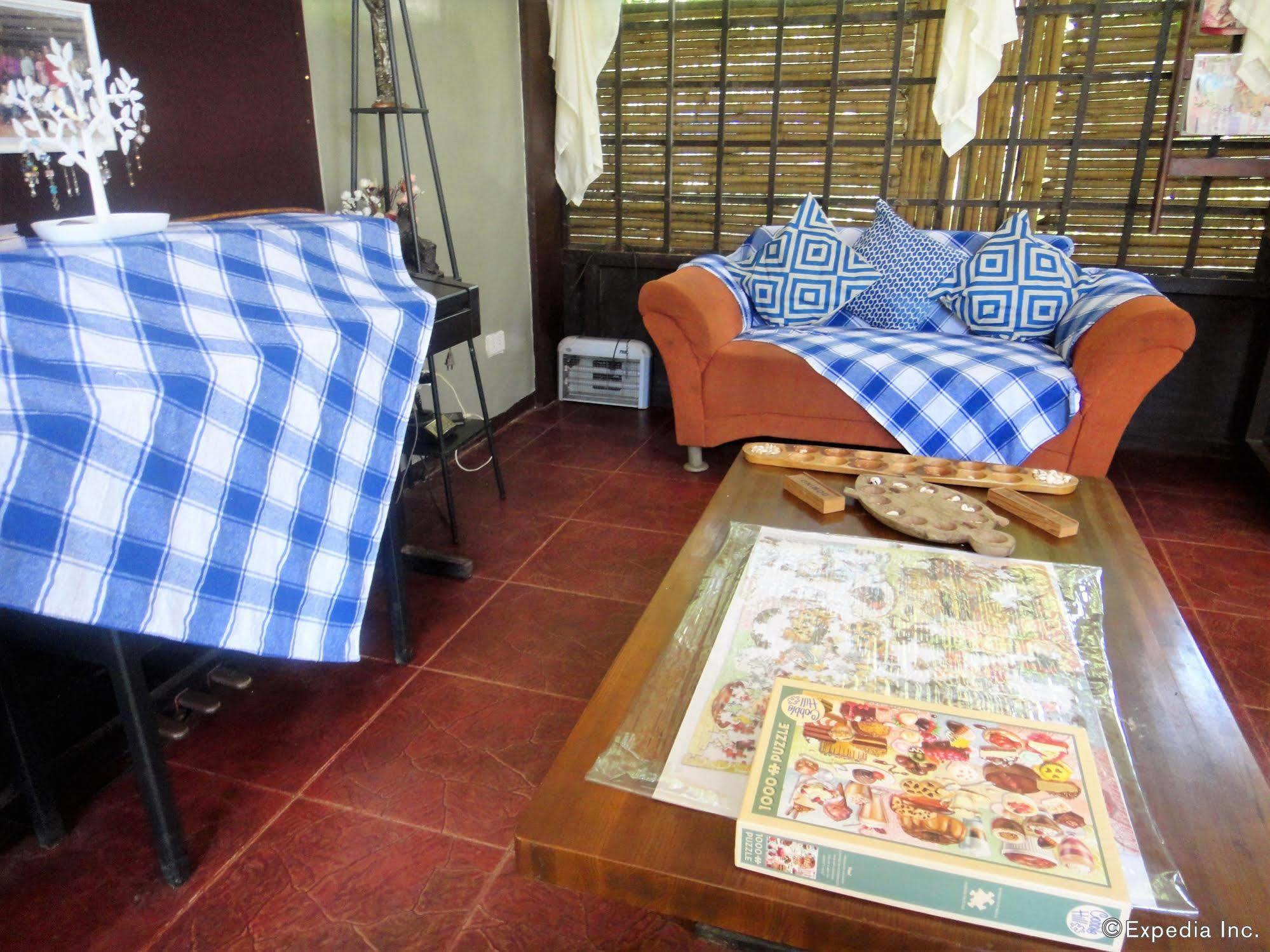 By The Bay, Jacana Bed & Breakfast Puerto Princesa Bagian luar foto
